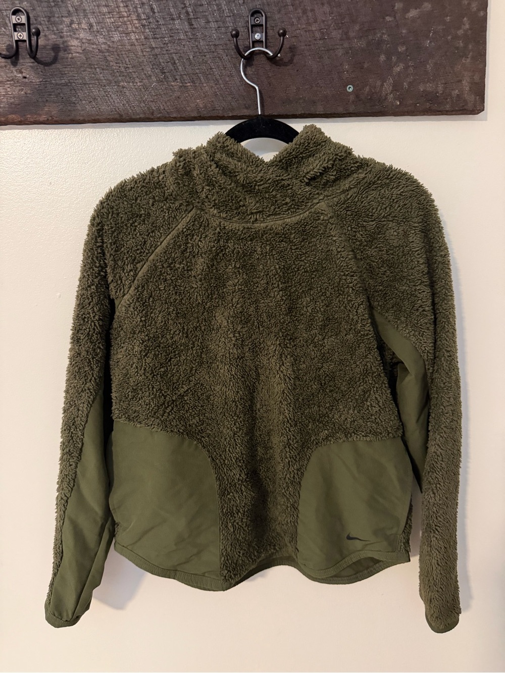 Women’s Nike Green Sherpa Pullover